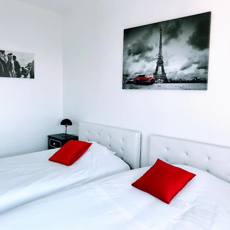 Eiffel Tower Penthouse Apartment Paris Luaran gambar