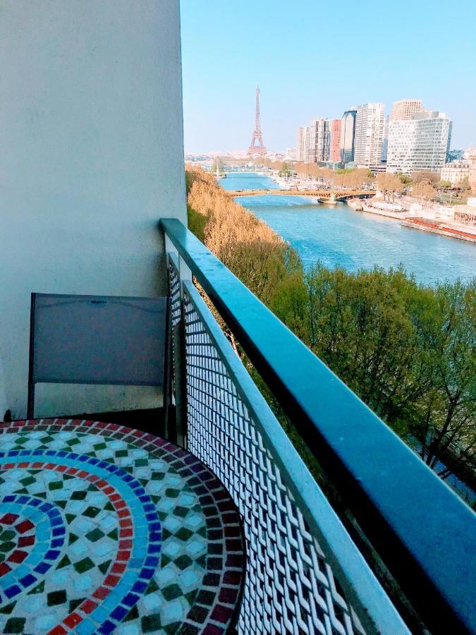 Eiffel Tower Penthouse Apartment Paris Luaran gambar