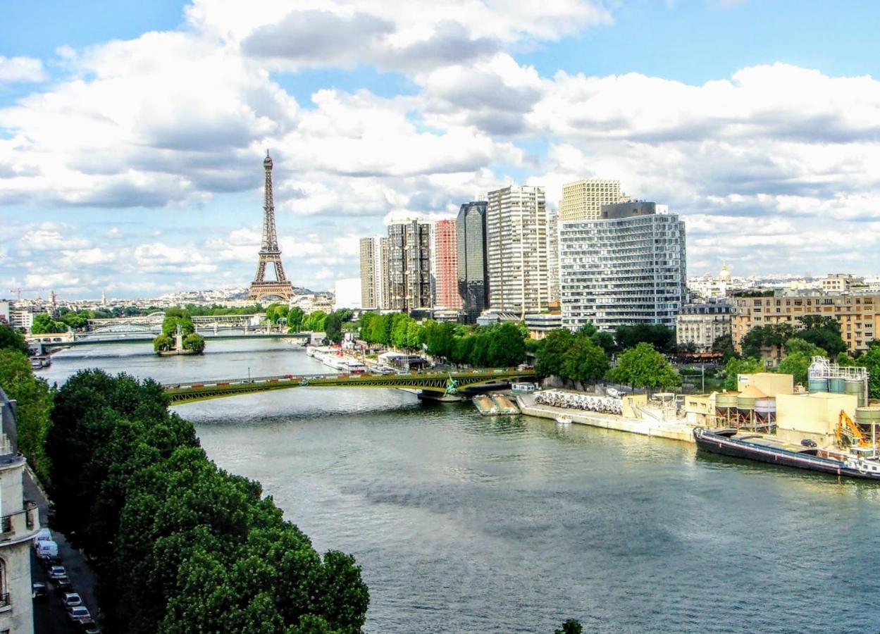 Eiffel Tower Penthouse Apartment Paris Luaran gambar